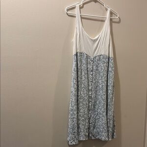 Seraphine White / floral nursing dress - size 8 - great condition